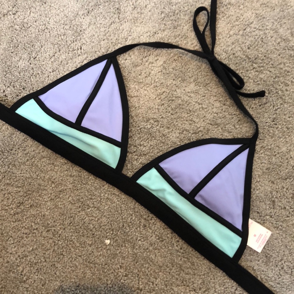Bathing suit - Picture 2 of 6
